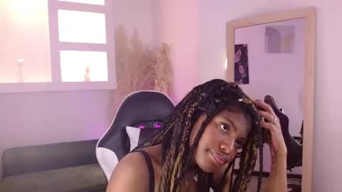 onyx_ebony online show from October 31, 5:13 pm