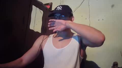 oomaurooo online show from December 23, 7:25 am