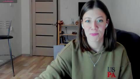 Britney online show from February 21, 5:05 pm