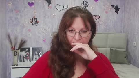 Snapshot of oovanessahotts chatting on March 10, 12:17 pm Vanessa online show from March 10, 12:17 pm
