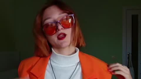 Melani  online show from October 19, 7:13 am