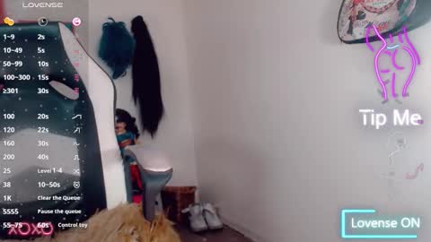 Oriana braom online show from February 7, 7:39 pm