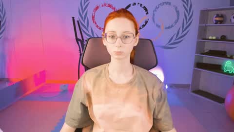 Snapshot of orianna_blade chatting on January 19, 12:06 pm Orianna - Hi Im into geek culture cosplay crafting LARP games. Shall we play DnD online show from January 19, 12:06 pm