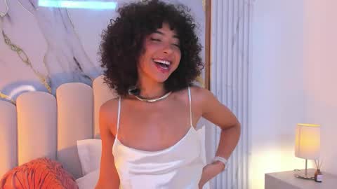 Oshun  online show from September 29, 12:15 pm