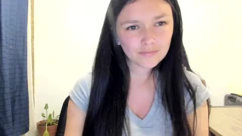 Snapshot of osiris_2546 chatting on January 10, 11:39 pm Osiris online show from January 10, 11:39 pm