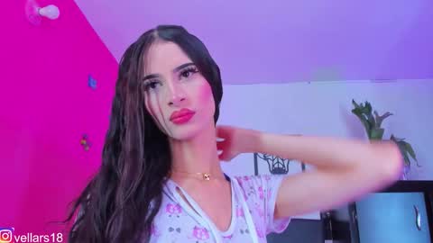 vella online show from January 11, 8:04 pm