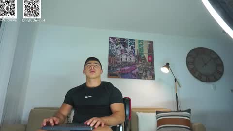 Snapshot of oskar_ford21 chatting on September 14, 2:47 am Oskar Ford NEW ACCOUNT online show from September 14, 2:47 am