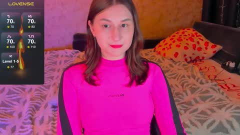 Snapshot of oskar_fucker chatting on March 2, 9:32 pm Leliana online show from March 2, 9:32 pm