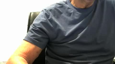 Ossi online show from February 15, 2:58 am