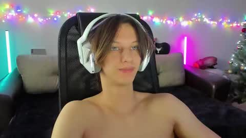 Ostin online show from December 15, 7:48 am