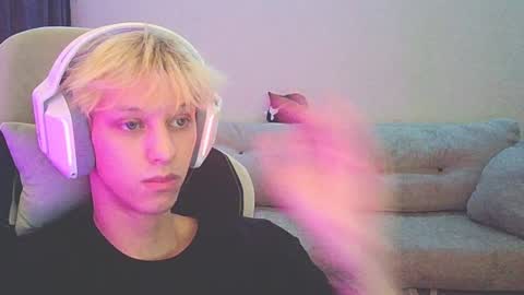 Ostin online show from December 23, 6:26 pm