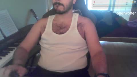 Snapshot of otterwotter chatting on February 19, 1:28 pm Wotter online show from February 19, 1:28 pm