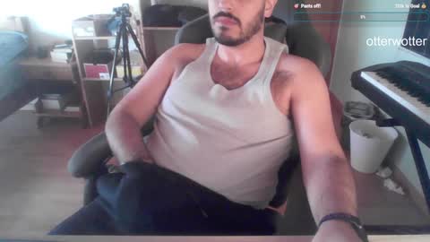 Snapshot of otterwotter chatting on December 23, 1:13 pm Wotter online show from December 23, 1:13 pm