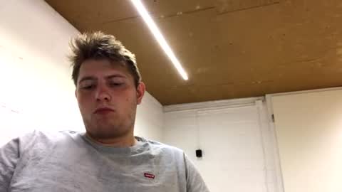 outflayd online show from July 7, 10:58 pm