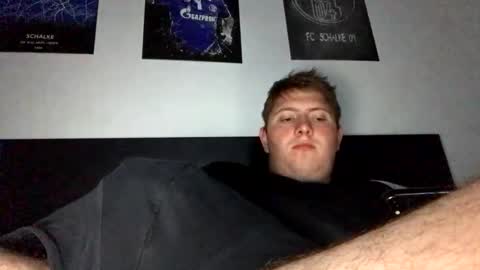 outflayd online show from November 26, 12:19 am