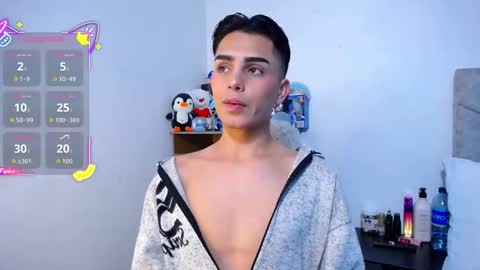 Owen  Independent model  online show from December 3, 11:59 pm