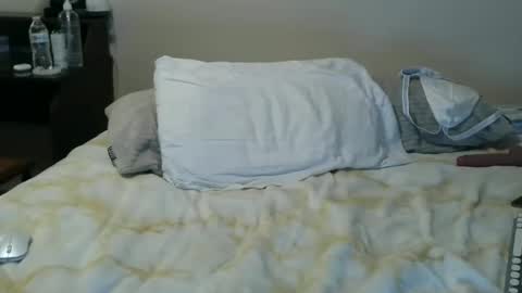 Owen online show from December 4, 2:11 am