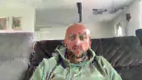 Snapshot of oxlade59 chatting on October 1, 12:04 pm oxlade59 online show from October 1, 12:04 pm