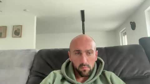 Snapshot of oxlade59 chatting on October 7, 12:01 pm oxlade59 online show from October 7, 12:01 pm