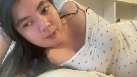 oxovickyoxo online show from November 7, 8:44 pm