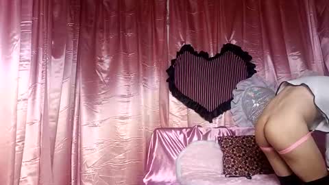 Jeannifer online show from October 20, 12:54 pm