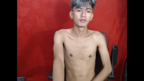 p1noytwink_xel online show from May 7, 4:03 pm