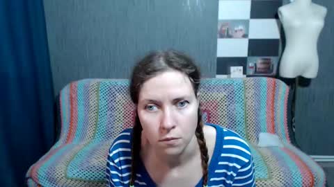 Ella online show from March 24, 8:53 am