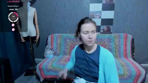 Ella online show from October 11, 2:43 pm