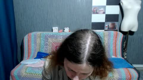 Ella online show from April 2, 1:51 pm