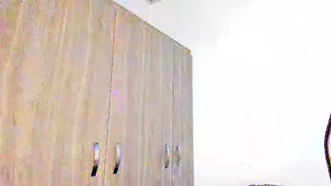 Snapshot of pablohot_5 chatting on December 6, 9:16 am kYLIE online show from December 6, 9:16 am