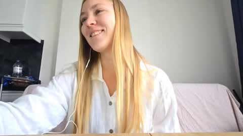 Sally online show from December 21, 9:38 am