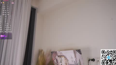 Kimlovense is activeThere are legends that in this room all your wishes can come true  Private is Open online show from February 20, 5:20 pm