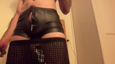 pai_girth online show from May 9, 9:21 pm