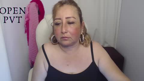 paiperhalliwey online show from February 2, 3:17 pm