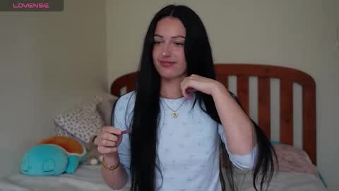 Holly  online show from October 12, 9:05 pm