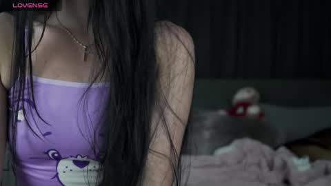 Holly  online show from December 21, 8:48 pm