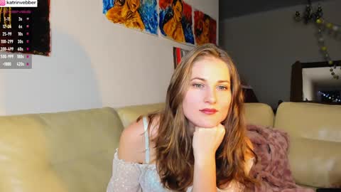Snapshot of palach2323 chatting on January 12, 10:54 pm Katrin Vebber online show from January 12, 10:54 pm