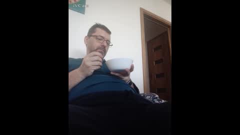 Snapshot of paliop chatting on February 19, 8:44 am paliop online show from February 19, 8:44 am