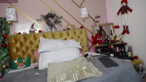 Paloma  online show from December 24, 11:38 am