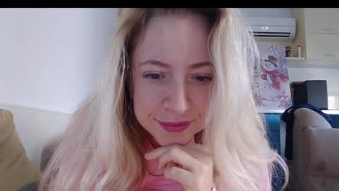 Snapshot of pam_fans chatting on January 2, 8:39 am BABE online show from January 2, 8:39 am