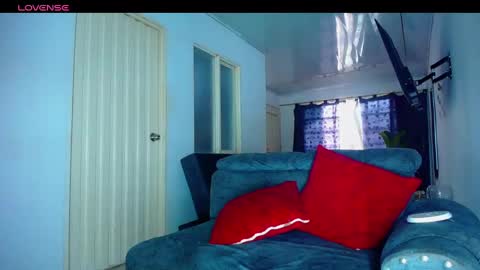 pamela_black_bigcock online show from March 8, 3:45 pm