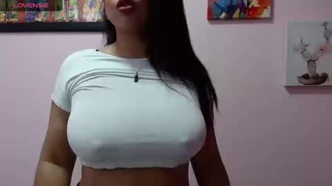 Snapshot of pamela_claus chatting on September 15, 9:05 pm Pamela Claus online show from September 15, 9:05 pm