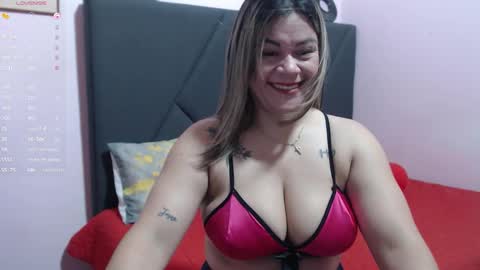 pamela_echeverria online show from September 26, 11:07 am