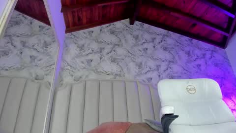 Pamela online show from January 13, 7:32 pm