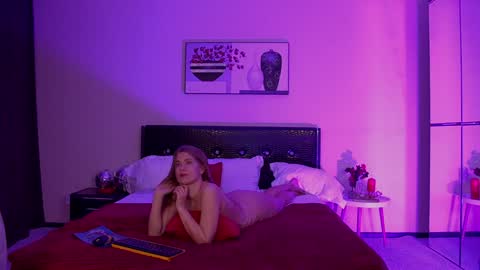 Snapshot of pamelablair chatting on February 1, 2:16 am Pamela Blair online show from February 1, 2:16 am