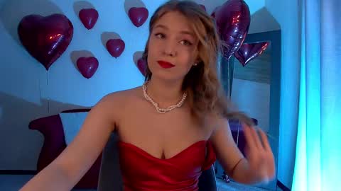 Snapshot of pamelablair chatting on February 14, 7:33 pm Pamela Blair online show from February 14, 7:33 pm