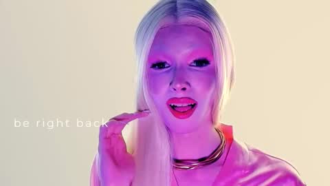 Pamelamy online show from November 3, 8:10 pm