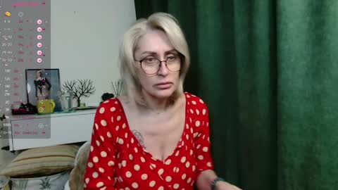 pamellamurphy online show from April 12, 12:36 am