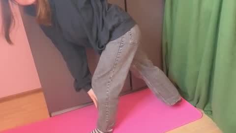 daniella online show from October 3, 8:39 pm