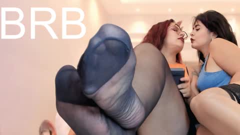 Pandora online show from February 12, 2:45 am